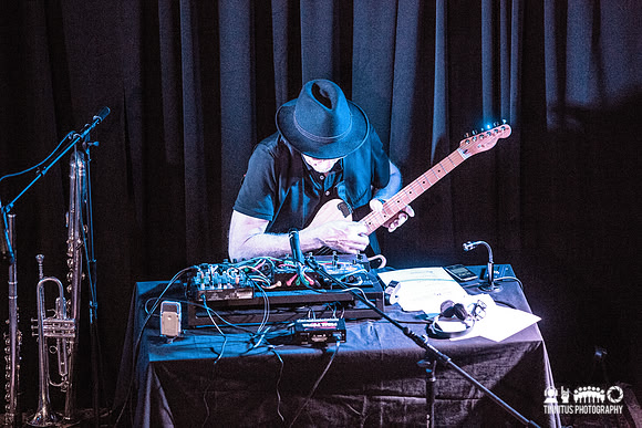 Rhys Chatham in concert