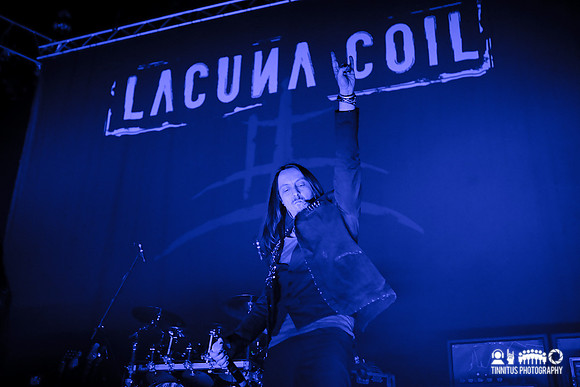 Lacuna Coil in concert