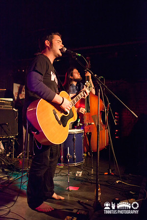 Man's Gin in concert