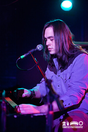 Man's Gin in concert