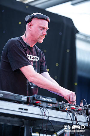 in concert at ATP's I'll Be Your Mirror festival