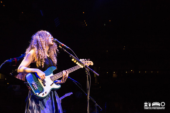 Tal Wilkenfeld in concert