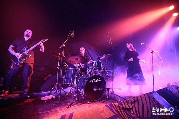 Jess And The Ancient Ones in concert