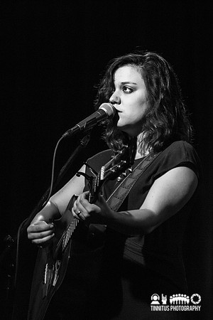 Lydia Loveless in concert