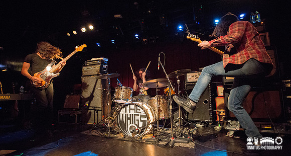The Whigs in concert