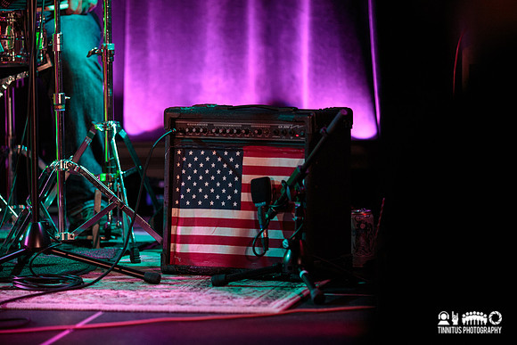Lydia Loveless in concert