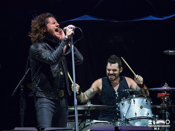 Rival Sons in concert