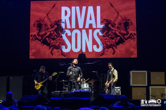 Rival Sons in concert
