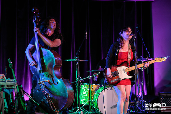 Lydia Loveless in concert