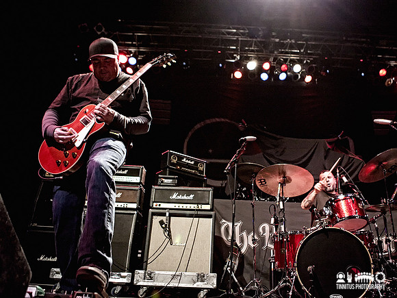 Clutch in concert