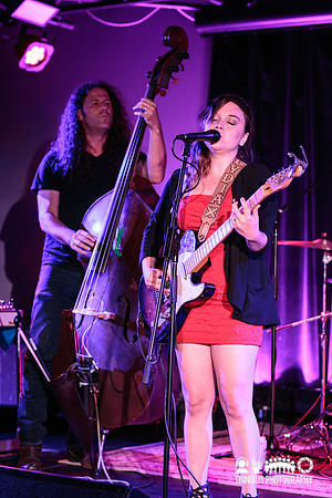 Lydia Loveless in concert