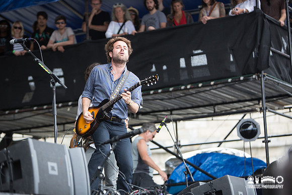 Dawes in concert