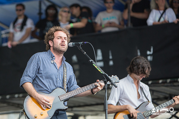 Dawes in concert