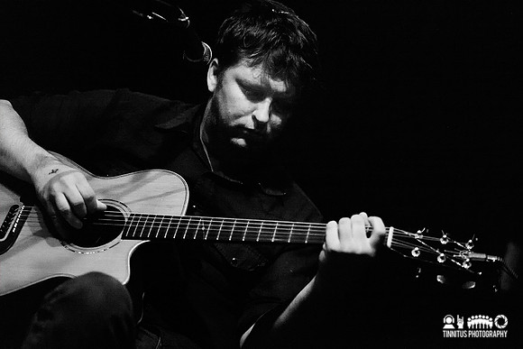 Six Organs Of Admittance in concert