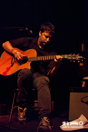 Six Organs Of Admittance in concert