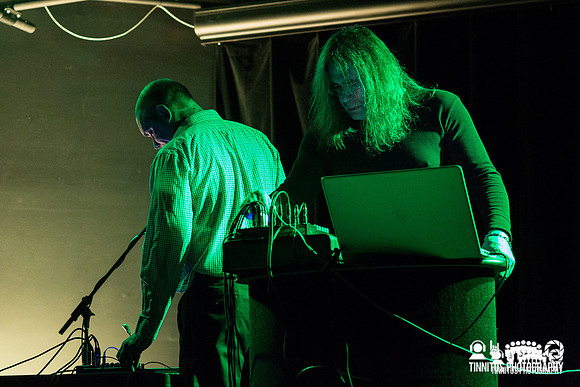 Jason Lescalleet and Graham Lambkin in concert