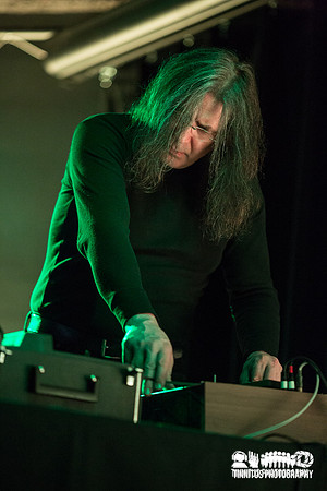 Jason Lescalleet and Graham Lambkin in concert
