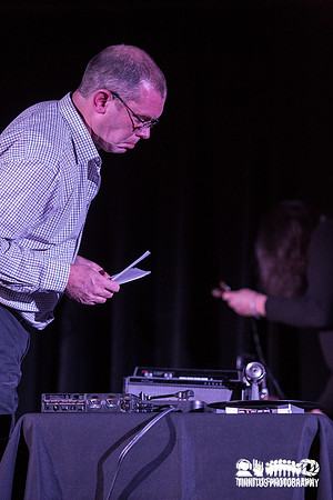 Jason Lescalleet and Graham Lambkin in concert