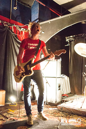 METZ in concert