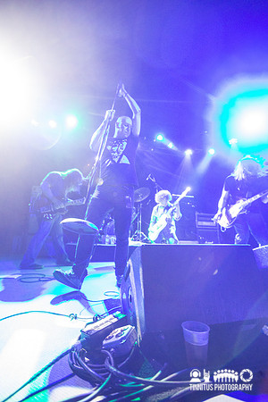 Kings Destroy in concert