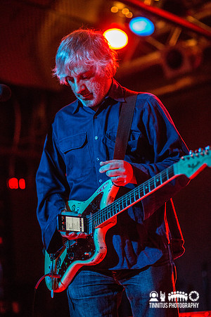 Lee Ranaldo and The Dust in concert