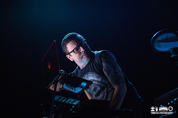 Neurosis in concert