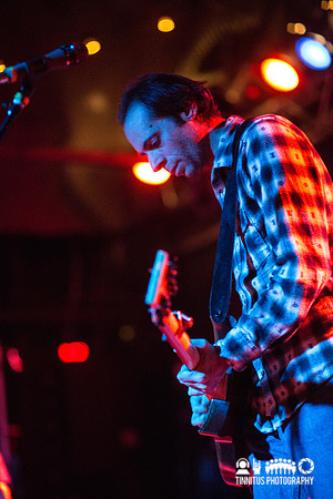 Lee Ranaldo and The Dust in concert