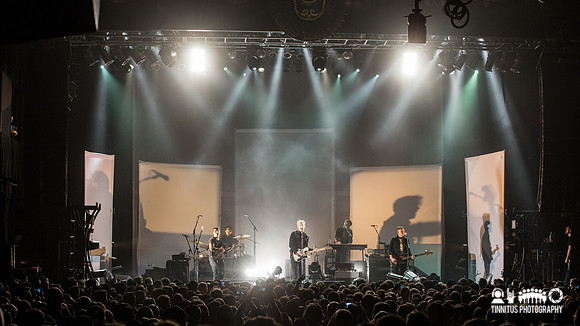Spoon in concert