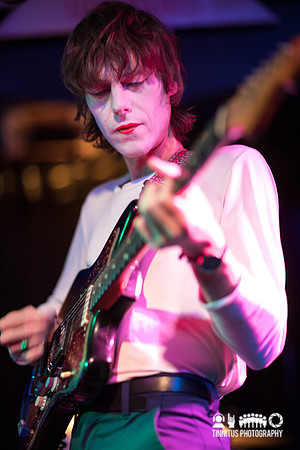 Tim Presley in concert