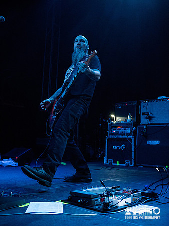 Neurosis in concert