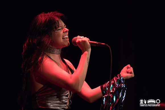 Glam Skanks in concert