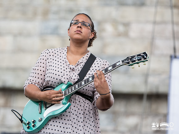 The Alabama Shakes in concert