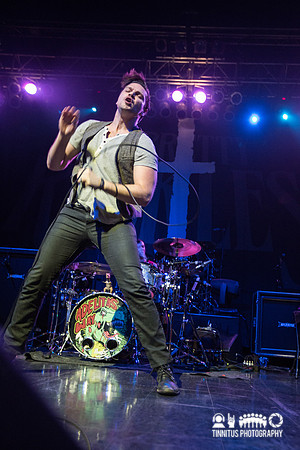 Adelitas Way in concert
