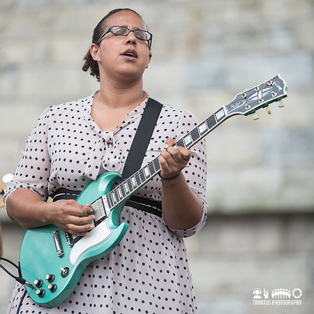The Alabama Shakes in concert