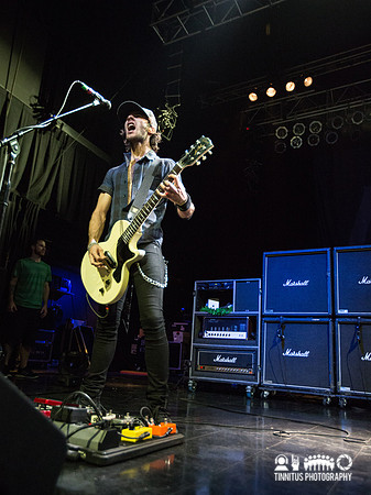 Adelitas Way in concert