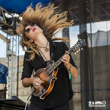 Elvis Costello with Larkin Poe in concert
