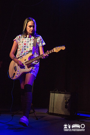 Speedy Ortiz in concert