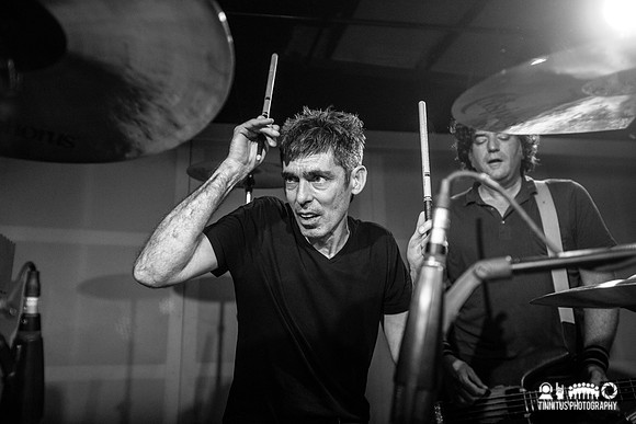 Shellac in concert