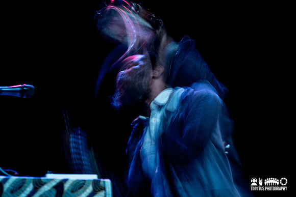 Om in concert