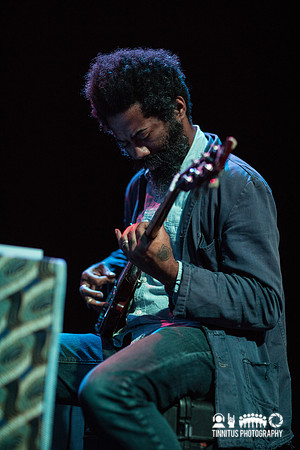 Om in concert