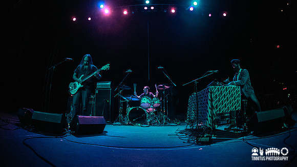 Om in concert