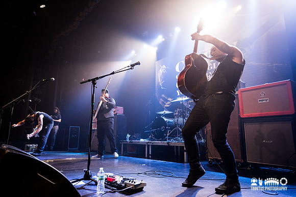 Cave In in concert