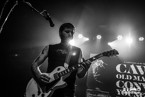 Cave In in concert