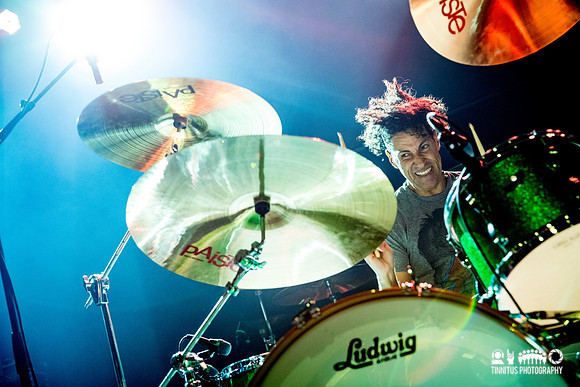 Heavy Blanket in concert