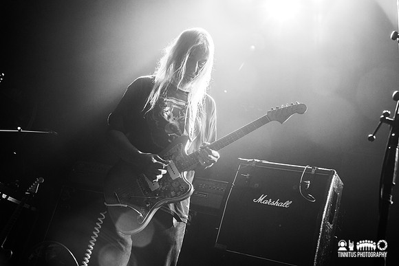 Heavy Blanket in concert