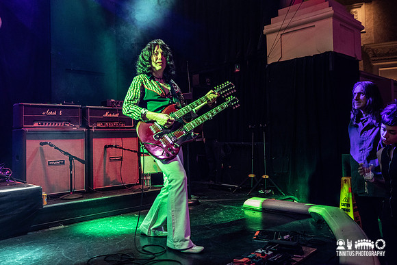 Led Zep 2 in concert