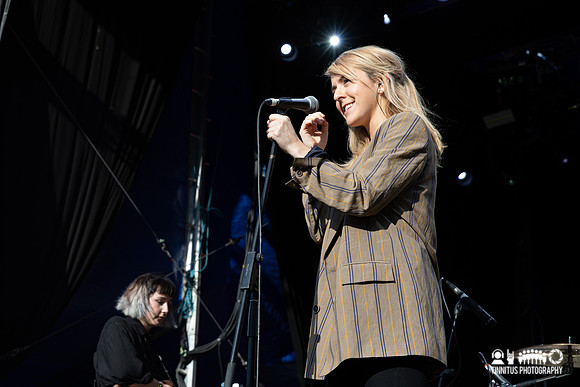 The Claque in concert
