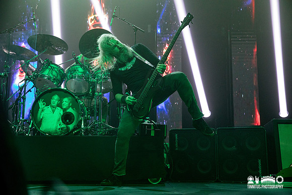 Mastodon in concert