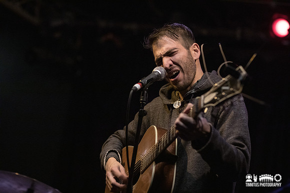 Avi Jacob in concert