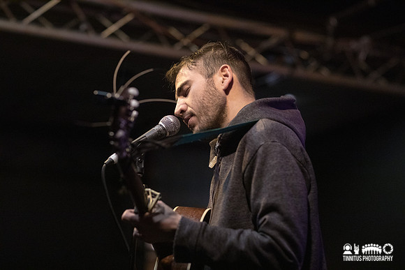 Avi Jacob in concert
